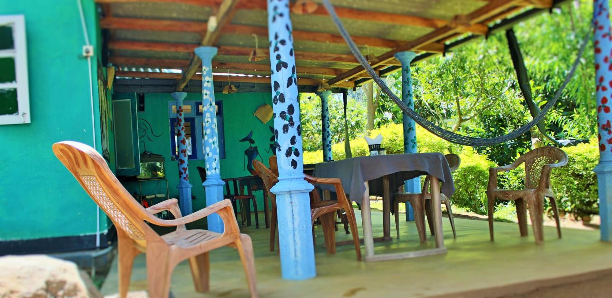 The 1964 Holiday Bungalow เอลลา ภายนอก รูปภาพ